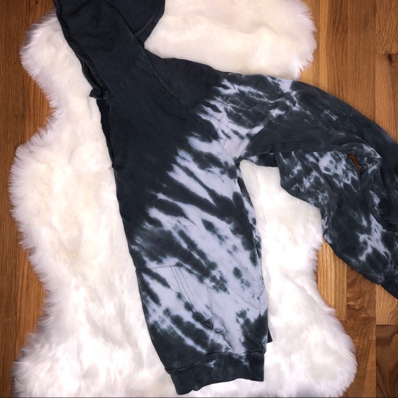 ☾ SOLD ☽ AMERICAN APPAREL tie dye hoodie - Picture 5 of 6